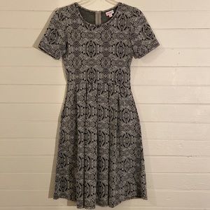 LulaRoe SMALL black/white dress with pockets
